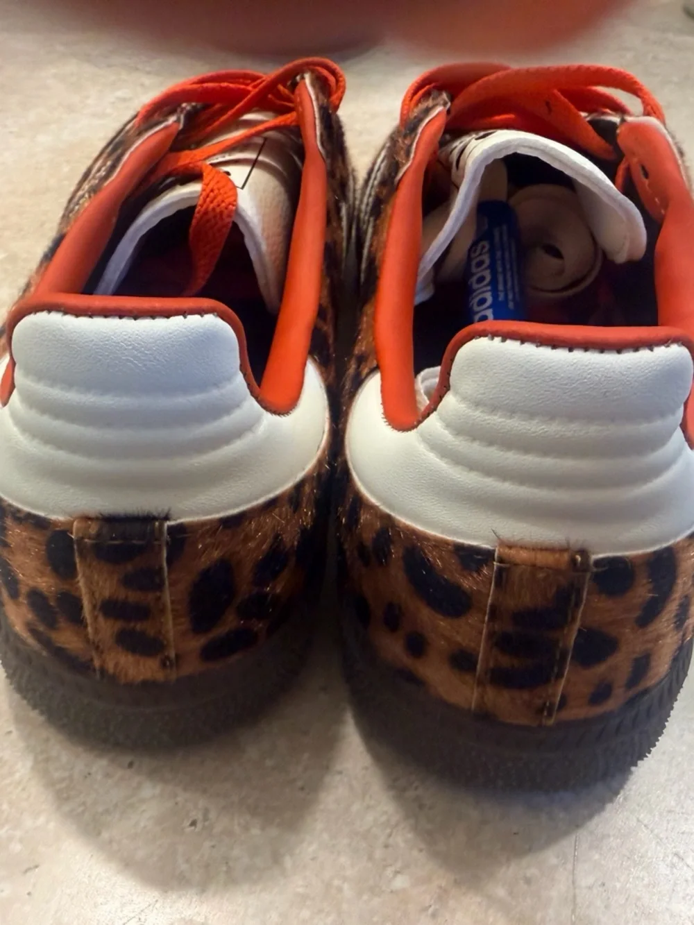 Adidas Leopard Print Gazelle Sneakers with Orange Laces - Picture 4 of 5